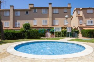 ALTAFULLA: UNA CASA, CUATRO ALTURAS Y MIL MANERAS DE VIVIRLA