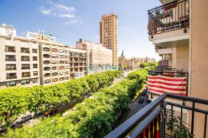 UN PISO CON HISTORIA EN LA RAMBLA NOVA DE TARRAGONA