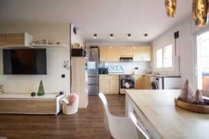 LUZ, ESPACIO Y TRANQUILIDAD EN SEGUR DE CALAFELL