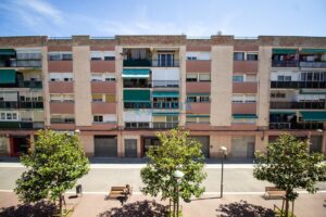 PISO PRÁCTICO Y LUMINOSO EN TORREFORTA